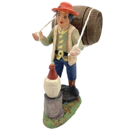 Uomo che trasporta botte di vino in terracotta 10 cm