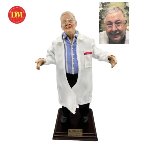 Statuina con il tuo volto da 35 cm vestita in stoffa