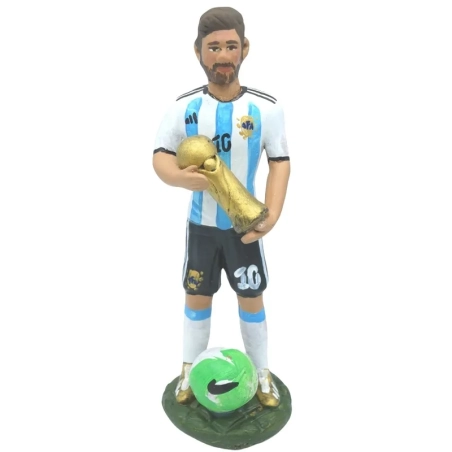 Statuina Messi Argentina con la coppa del mondo da 17 cm