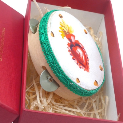 Tamburello da 8 cm con dipinto del cuore sacro in scatola regalo