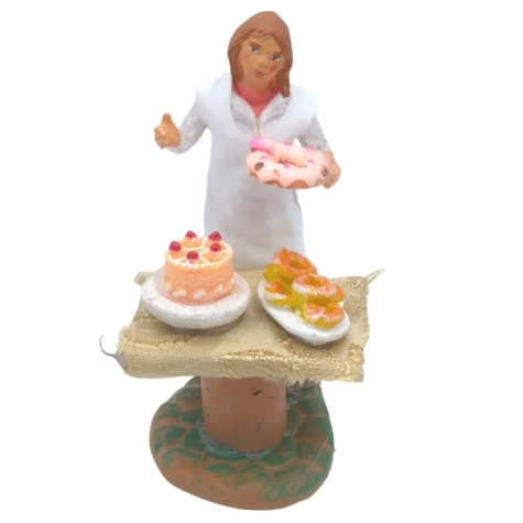 Pasticciera a lavoro in terracotta 10 cm