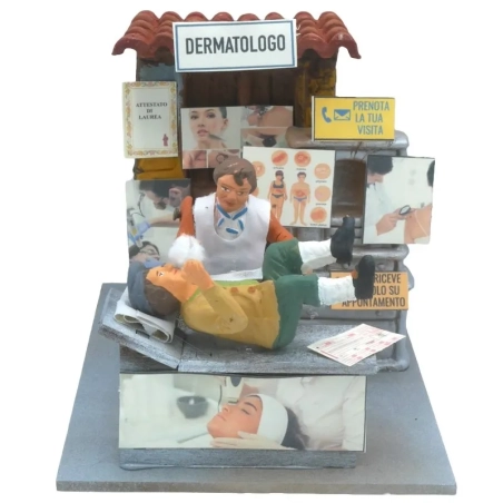 Dermatologo in movimento 10 cm