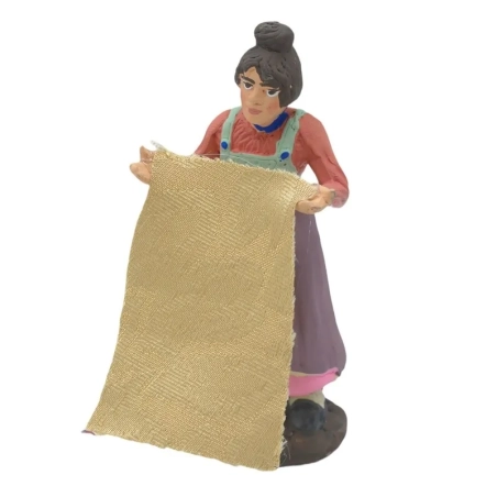 Donna che stende i panni al balcone in terracotta 7 cm