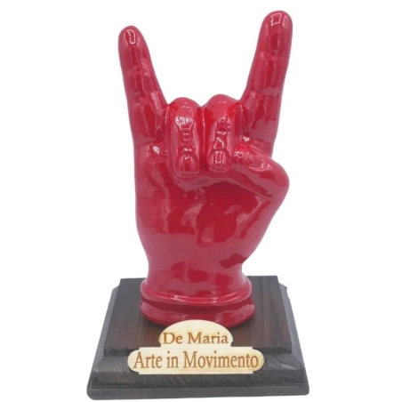 Corna mano rossa in ceramica 12 cm con base in legno