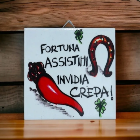 Appendino in ceramica con frase portafortuna 10 cm