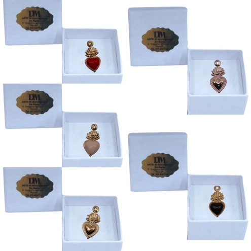 cuore-in-metallo-con-scatola-regalo