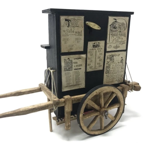 Pianino antico artigianale per pastori da 15 cm