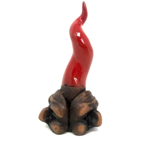 Maschere di pulcinella su corno portafortuna
