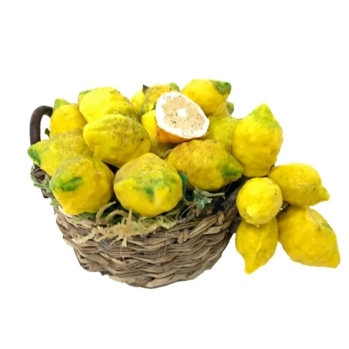 Cesto con limoni di sorrento in cera