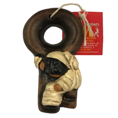 Chiave con Pulcinella in terracotta 10 cm