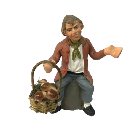Uomo con cesto di funghi in terracotta 10 cm