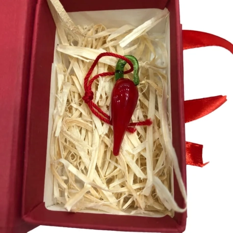 Corno in vetro 3 cm con scatola regalo 2